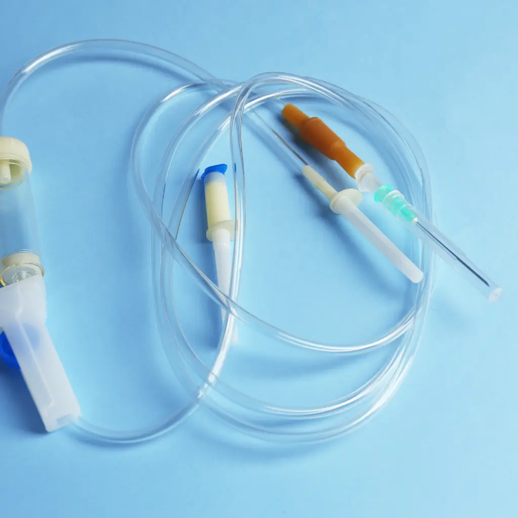 Juego de infusión desechable de un solo uso con conector en Y